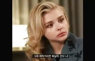 商人的助手熄灭了老板对飞机的性渴